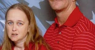 Amy Behrend's Instagram, Twitter & Facebook