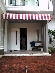 Dari kayu, baja ringan, kain & aluminium. Kanopi Jendela Rumah Cek Bahan Bangunan