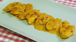 Es una receta de pollo muy sencilla y fácil de realizar y seguro que cuando descubras el curry rojo como yo, te haces adicta a él. Como Hacer Pechuga De Pollo Al Curry Rojo Receta Deliciosa Con Sabor Exotico Youtube