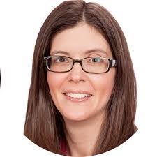 Kelly Bott's Instagram, Twitter & Facebook