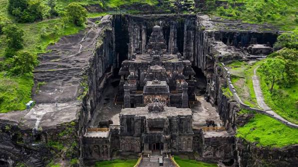 Explore the Historic Ellora Caves in Chhatrapati Sambhaji Nagar | Incredible India
