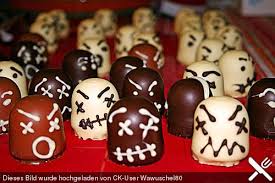 Monster Schokokusse Von Schocaro Chefkoch Halloween Essen Halloween Essen Rezepte Halloween