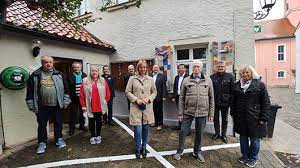 Mit dem neuen spardavorteil können sie ihre kontogebühren für deinkonto aktiv steuern und sogar bis 0 euro senken. Dank An Sponsoren Fur Den Defibrillator Und Gehause Am Burgerhaus In Treuchtlingen