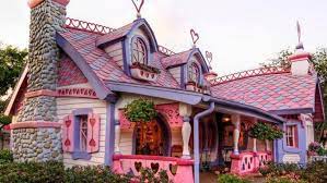 Rüyada başkasının evinde banyo yaptığını görmek iyi değildir zor ve sıkıntıların yaşanacağını ifade eder. Ruyada Ev Gormek Hacialibayram Com Dini Icerik Platformu