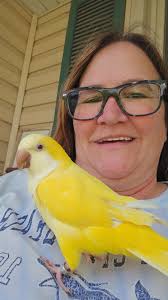 Just chilling out with mum 🥰