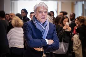 And, it's a look at marina zenovich's fascination with tapie, behaving oddly in spite of her. Sante Bernard Tapie Hospitalise Son Pronostic Vital A Court Terme N Est Pas Engage Le Matin