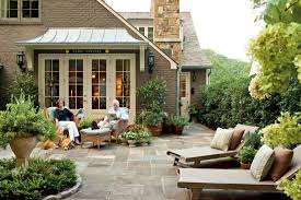 See more ideas about front courtyard, courtyard, spanish style homes. Cape Cod Cottage Style Decorating Ideas Southern Living