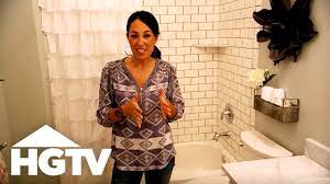 Farmhouse shelves with farmhouse decor ideas. Fixer Upper Is Taking Over Our Tvs And Lives