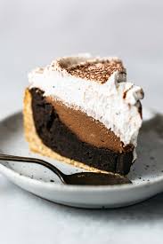 Next comes a fudgy chocolate cake that is smothered with a layer of chocolate mousse. Mississippi Mud Pie Gf Df Dolly And Oatmeal