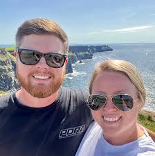 Mike Rowe Asks Theo Von An Important Question 😭🤣🤣 #comedy #podcast  #shorts