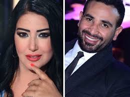 احتفل المطرب أحمد سعد بزفافه على الفنانة سمية الخشاب مساء أمس الجمعة، بفيلا سمية الخاصة، في حفل فضَّلا أن يكون بعيدا قدر الحفل اقتصر على حضور الأصدقاء والأقارب فقط، فيما حضرت الفنانة نادية الجندي، وغنى سعد وسمية عددا من الأغاني التي تفاعل. Ø±ÙˆØ­Ø§Ù†ÙŠØ§Øª Ø³Ù…ÙŠØ© Ø§Ù„Ø®Ø´Ø§Ø¨ ÙˆØ£Ø­Ù…Ø¯ Ø³Ø¹Ø¯ Ø³ÙŠØ±Ø© ÙˆØ§Ù†ÙØªØ­Øª Ø¹Ù„Ù‰ ØªÙˆÙŠØªØ± Ø¹ÙŠÙ†