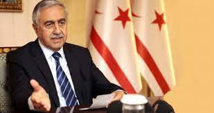 Aktuelle preise für produkte vergleichen! Eski Kktc Cumhurbaskani Mustafa Akinci Dan Itibar Dersi Boldmedya