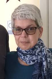 Julie Carmichael's Instagram, Twitter & Facebook