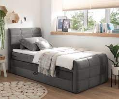 Das untergestell des boxspringbetts besteht aus einer gefederten box. Boxspringbett Kasan 120x200 Cm Strukturgewebe Steingrau Mit Matratze Und Topper Delife Eu