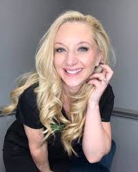 Valerie Bynum's Instagram, Twitter & Facebook