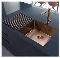 Browse kitchen sinks by stainless steel guage, number of bowls, dimensions or installation type. 40 Latest Kitchen Sink Ideas For Upgrade Your Kitchens Kitchen Inspiration Design Copper Kitchen Sink Modern Kitchen Design