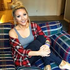 Listen to music by erin alvey o'sullivan on apple music. Erin Alvey O Sullivan S Feet Wikifeet