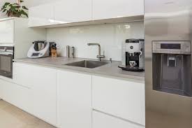 Hattet ihr schon mal die idee, beton als material für die arbeitsplatte in der küche zu verwenden? Betonkuchen Arbeitsplatten Maintisch