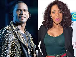 Kelly, the american singer is married with a child. R Kelly S Ex Who Accused Him Of Abuse Won T Stop Kids From Seeing Singer People Com