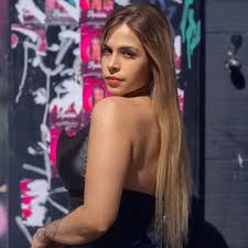 Rafaela Pedrotti | Temos apenas uma vida para ser vivida 🥰❤️ #loira #criadoradeconteudo #model #viral | Instagram