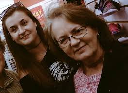 Amy Yoder (@dudeitsamyyo)