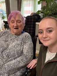 Scrabble for these ladies this afternoon ❤️