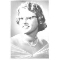 Nicole Hoxie's Instagram, Twitter & Facebook