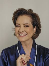 Benefícios da Maquiagem Diária: Transformando Seu Dia