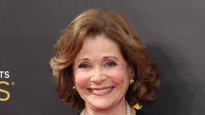 Jessica Walter Remembered By 'Arrested Development', 'Archer' Co-Stars