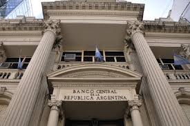 El banco central flexibiliza normas para incentivar reestructuración de deuda privada. Las Medidas Que Planea El Proximo Banco Central El Comodorense