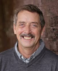 Linda Braham's Instagram, Twitter & Facebook