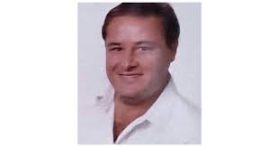 Terri Bratcher's Instagram, Twitter & Facebook