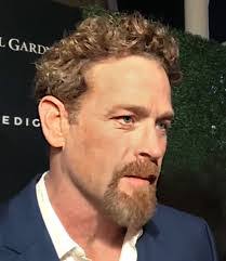 Max Martini's Instagram, Twitter & Facebook