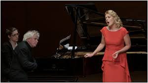 Magdalena kožená lieder als gastmusiker. Lincoln Center Great Performers 2019 20 Review Magdalena Kozena Opera Wire