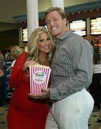 Kroy biermann is number 71 on the atlanta falcons. Who Is Kroy Biermann Dating Kroy Biermann Girlfriend Wife