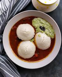 My All Time Favorite Breakfast Super Soft Idlis Dunked In Hot Sambar With Coconut Chutney On Th Side It S Light Healthy And Can Be Prepared Quickly What In 2020