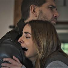 Buscando a Frida: Capítulos Completos, Elenco, Tráiler, con Eduardo  Santamarina y Ximena Herrera