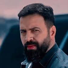 Hiring an executive to join an existing team is challenging, it's a  balancing act between a desire to shift and improve existing ways of  thinking & the need to maintain high-levels of