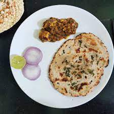 20 Likes 0 Comments Craving Cave Craving Cave On Instagram Dinner Scenes Sorted Paneer Tawa Masala Tand Tandoori Roti Indian Food Recipes Paneer