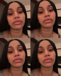 Cardi is soo pretty. She's glowing ✨️