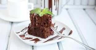Recette De Brownies Chocolat Courgette Sans Beurre Ni Huile Brownie Chocolat Recette Gateau Au Chocolat Allege