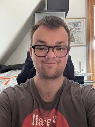 Hey new to this group just wanted to say hey and I am happy to be here feel  free to send a message or friend request ( don't have a fursuit but