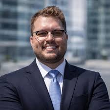 I am excited to announce my next step in my pharmacy career! I will be  heading to Banner Health in Phoenix, AZ to develop my skills as an  ambulatory care pharmacist! The