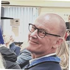 peoplecaringforpeople #wepantalot