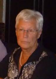 Met grote droefheid melden wij het overlijden van tante Liliane (Deltour),  echtgenote van nonkel Marc (Decock). Een paar dagen na hun 60ste  huwelijksverjaardag is tante Liliane, na een aanslepende ziekte, gisteren 13