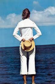 Bird A La Mode Cps Beshka By Mike Reinhardt Vogue Paris 1972 Vintage Editorials Vintage Summer Seventies Fashion