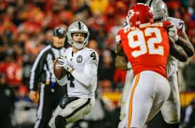 Find out the latest on your favorite nfl teams on cbssports.com. Raiders Vs Chiefs Kansas City Holds The Edge In Key Matchups