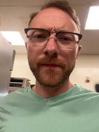 Justin Lammers's Instagram, Twitter & Facebook