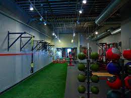 Former Equinox Trainers Open A Boutique Gym In Soho Boutique Gym Functional Training Gym Gym Design