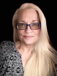 Unlikely: A Paranormal Romance (G.R.I.T.S., Love & The Paranormal): Mau  Hill, Jan: 9781736672495: Amazon.com: Books